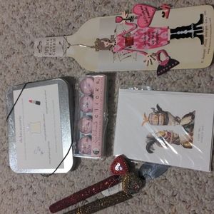 Girlfriend gifts / bundle gift valentine's day
